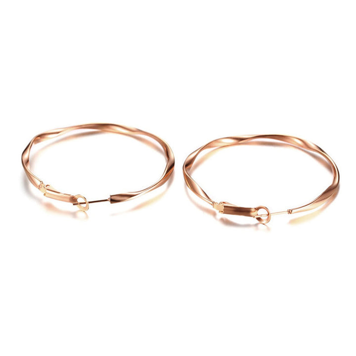 Ruusukullatut Teräskorvakorut