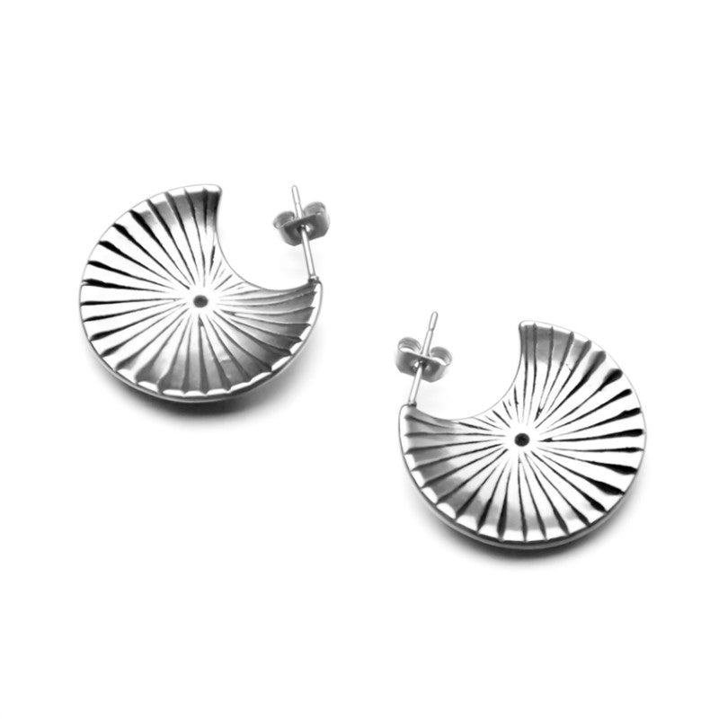 Aalto Teräskorvakorut